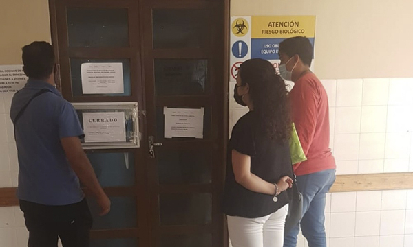 Sin PCR y sin pasaje, es la denuncia contra el laboratorio del Hospital Regional de Coronel Oviedo - OviedoPress