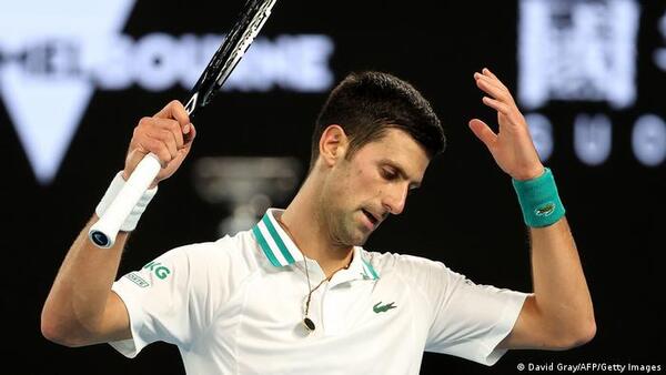 La justicia australiana ordenó la liberación de Djokovic - El Trueno
