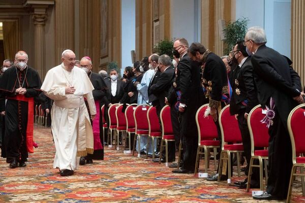El papa pide “una firme voluntad de esclarecimiento” en los casos de abusos - Mundo - ABC Color