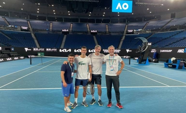 Diario HOY | Djokovic ya entrena en el Melbourne Park y desea participar del Abierto de Australia