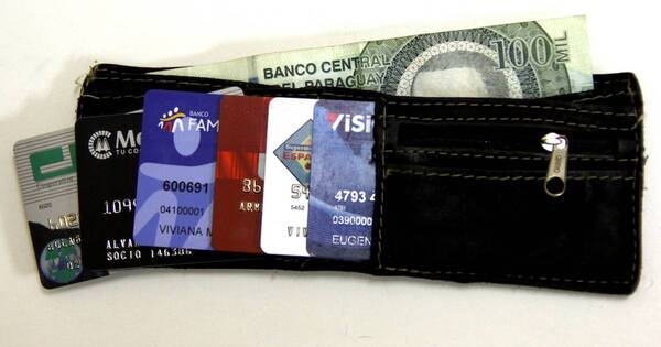 La Nación / Se registró un crecimiento en el consumo de tarjetas de crédito