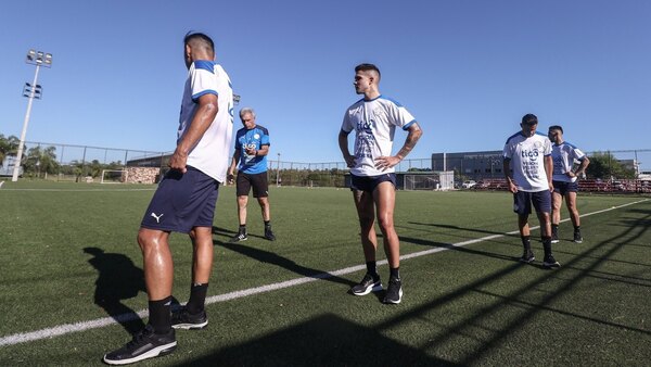 Los adelantados que ya trabajan con la Albirroja