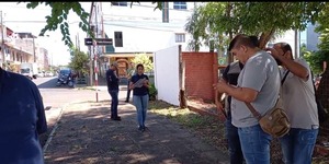 HURTAN CAMIONETA EN PLENO CENTRO DE ENCARNACIÓN - Itapúa Noticias