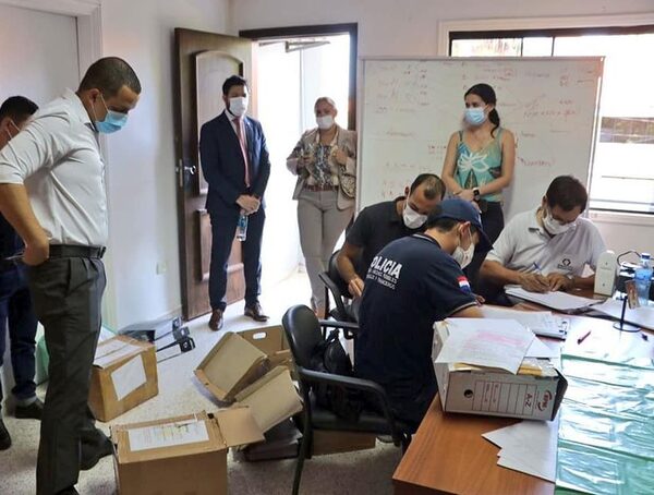 Allanan sede de la Conajzar por presuntas irregularidades · Radio Monumental 1080 AM