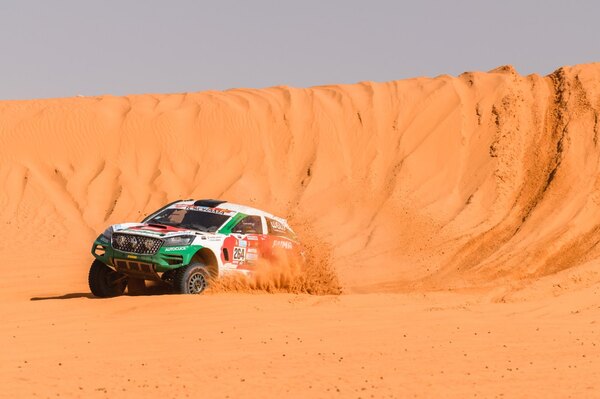 Otra etapa superada para Lafarja y Arrieta en el Dakar