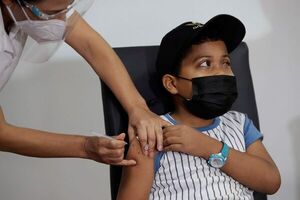 Lote de 1.500.000 vacunas pediátricas Pfizer llegaría en febrero, anunciaron - Nacionales - ABC Color