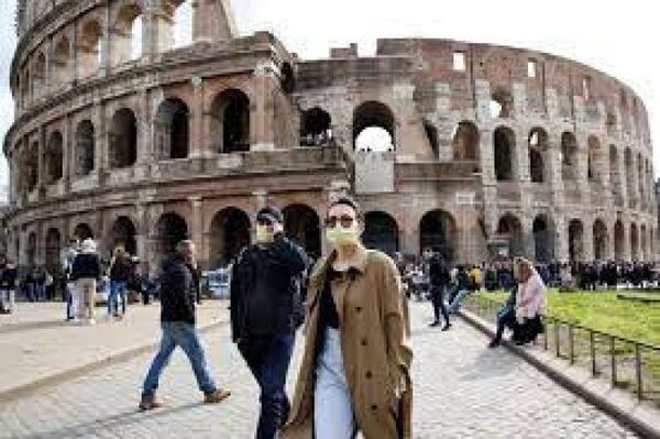 Con el 70% del país en «zona amarilla», Italia estrena las restricciones a los no vacunados