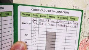 Plagueos por exigencia de vacunas anticovid para entrar al país