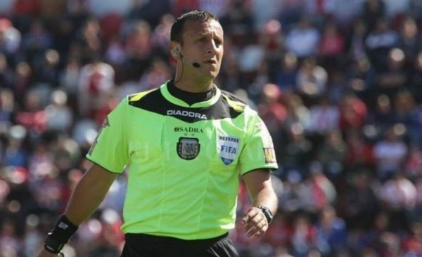 Diario HOY | Se conocen árbitros para el juego entre Paraguay y Uruguay