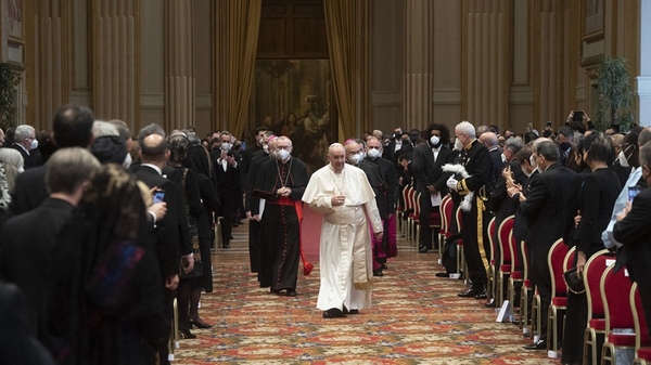 Papa Francisco afirmó que las vacunas son "la solución más razonable" para el Covid - El Trueno