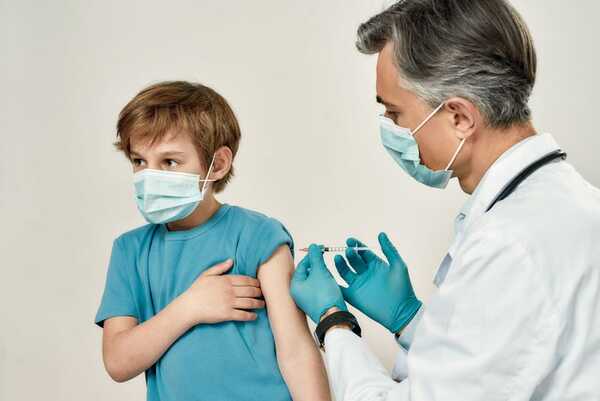 ¡Atención papis!: Dosis para niños llegarían este fin de semana