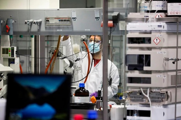 Sistema de salud en Uruguay está tensionado y miles de trabajadores sanitarios están en cuarentena - ADN Digital