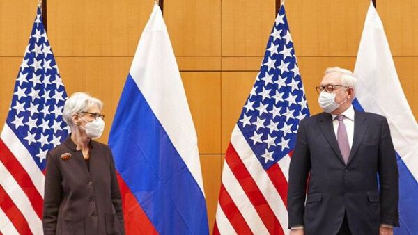 Rusia asegura a Estados Unidos que no piensa atacar Ucrania, pero no descarta un conflicto