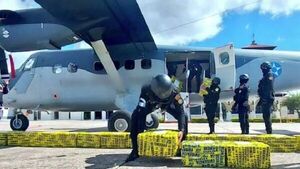 Incautan “narcojet” que sería de las disidencias de las FARC con una tonelada de cocaína