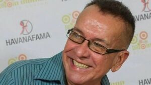 Fallece en Miami el actor y dramaturgo Roberto Antínoo