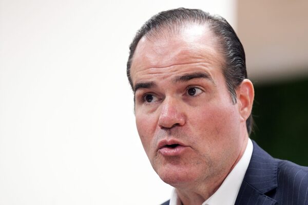 El presidente del BID destaca la "gestión económica responsable" de Castillo en Perú - MarketData