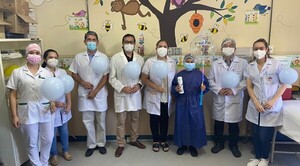 Dan de alta a paciente que recibió trasplante renal pediátrico