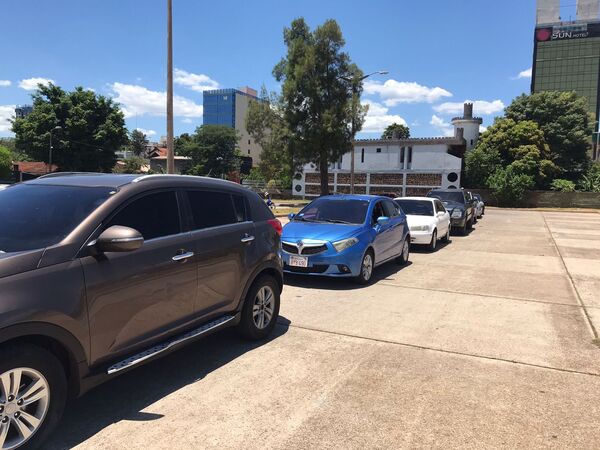 Semana de vacunación antiCovid: Poca afluencia en vacunatorios