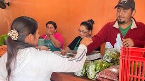 Familias de San Juan Nepomuceno accedieron a 560 cupones de alimentos de la Feria Ka´avo