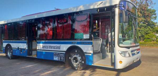Transporte internacional Posadas-Encarnación: "Si un pasajero no cumple con los requisitos, todos deben volver”