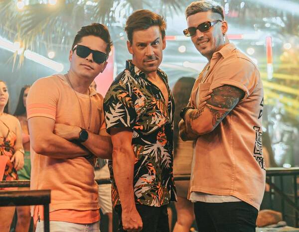 Crónica / [VÍDEO] ¡Rumberos se juntó con famoso grupo argentino!
