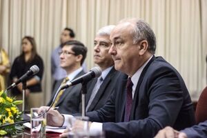 Renunció por “razones particulares” y “no hay trasfondo político de ninguna clase”, aclara exviceministro