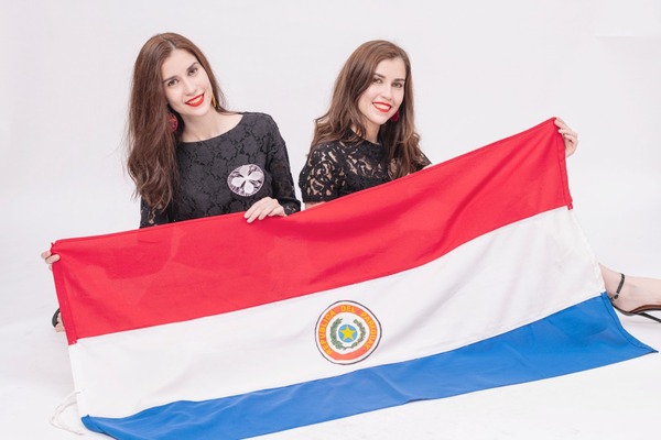 En Egipto, gemelas paraguayas cantarán “Imagine” en guaraní
