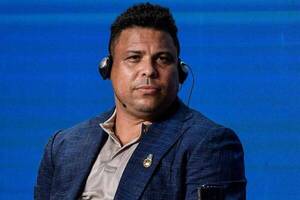 Crónica / Ronaldo entró en un akarasy jefe con la deuda del Cruzeiro