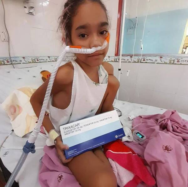 Crónica / Bianca ya recibió medicamento y podrá tener mejor calidad de vida