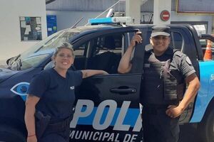 Argentina: Policías le salvaron la vida a una bebé con maniobras de RPC