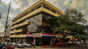 Denuncian retraso en pago de aguinaldos - El Independiente