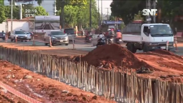 Frentistas denuncian lentitud de obras en Zona 3 Bocas - SNT