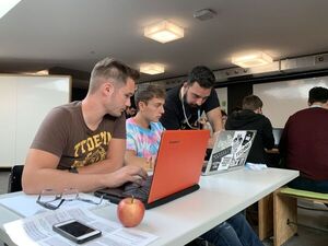 Organizan bootcamp para aprender a programar
