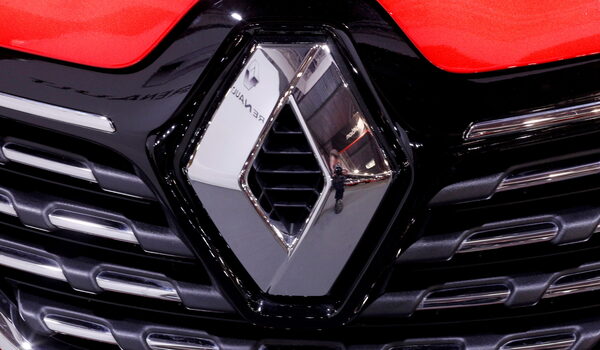 Renault se enfrenta a proceso colectivo en Francia por fallos en un motor