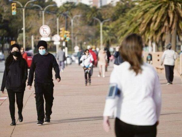 Otro día de récord de casos en Uruguay, el sexto en lo que va de 2022