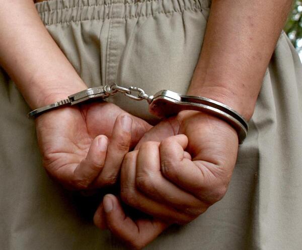Mallorquín: Detienen a hombre con orden de captura por homicidio - La Clave