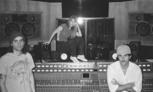 Paramore regresa al estudio de grabación para grabar su primer álbum en cinco años