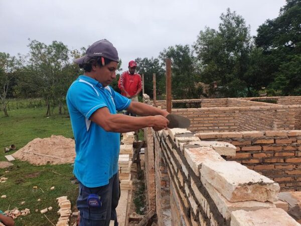 Construcción de viviendas genera más de 1.500 empleos en Boquerón
