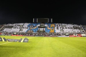 Se conmemora el día del hincha de Olimpia en homenaje a una leyenda