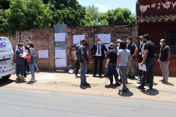 Allanan predio donde se encontró una fosa de animales - Nacionales - ABC Color