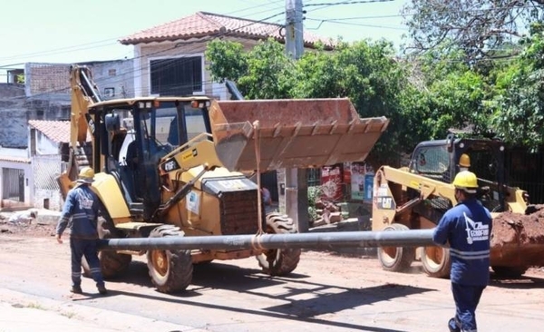 Diario HOY | Colocan caños de drenaje pluvial en cruce Tres Bocas