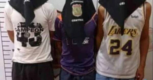 La Nación / Crimen del delivery: tras allanamientos, la policía capturó a los presuntos responsables en Areguá