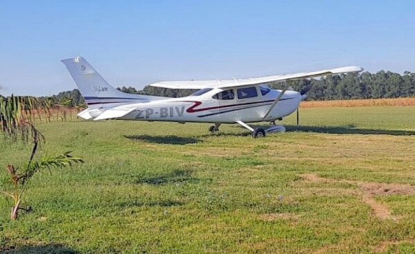 “Policías” roban avioneta de un silo en el distrito de San Cristóbal