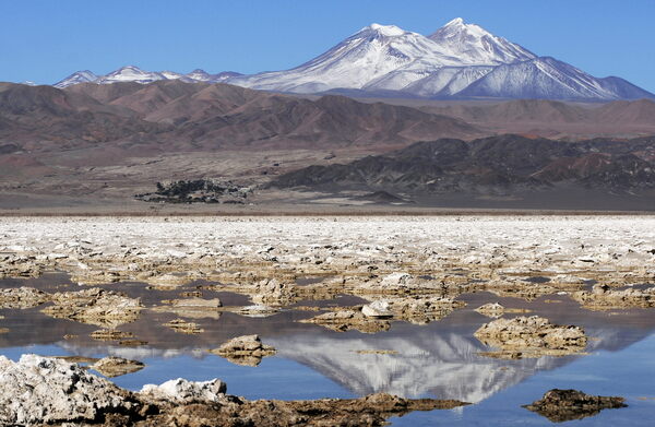 Chile busca sumarse al "boom" del litio con una polémica concesión a privadas - MarketData