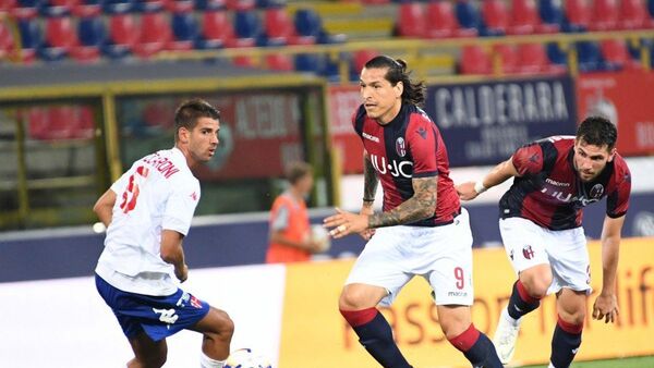Italia estudia aplazar partidos Serie A si clubes tienen más de 9 contagiados