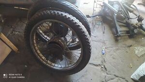 Detienen a dos lustrabotas por hurto de motocicleta - Nacionales - ABC Color