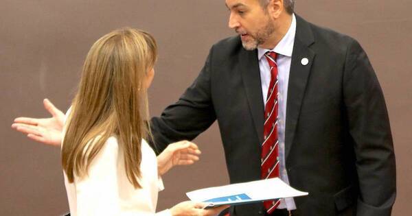 La Nación / Desempleo problemático