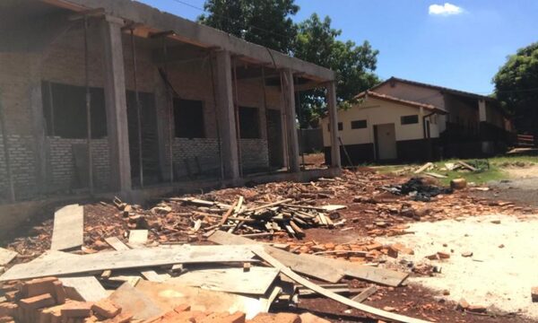 Inicio de clases encontrará escuelas inconclusas en CDE