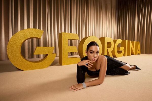Georgina Rodríguez, pareja de Cristiano Ronaldo, estrenará su serie en Netflix el día de su cumpleaños - Gente - ABC Color