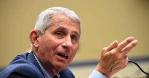 La Nación / Fauci: “La variante ómicron infectará a casi todo el mundo”